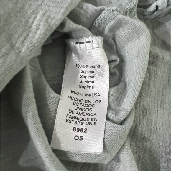 Michael Stars Levi Boyfriend supima cotton slub v neck tee shirt - Picture 13 of 15